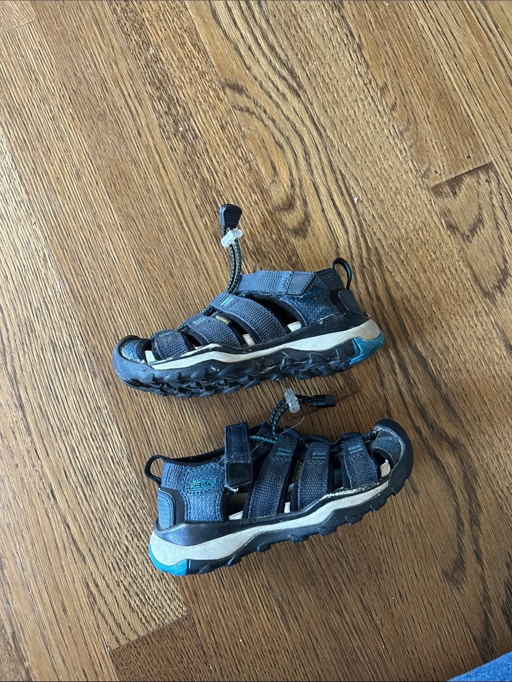Keen  Sandals
